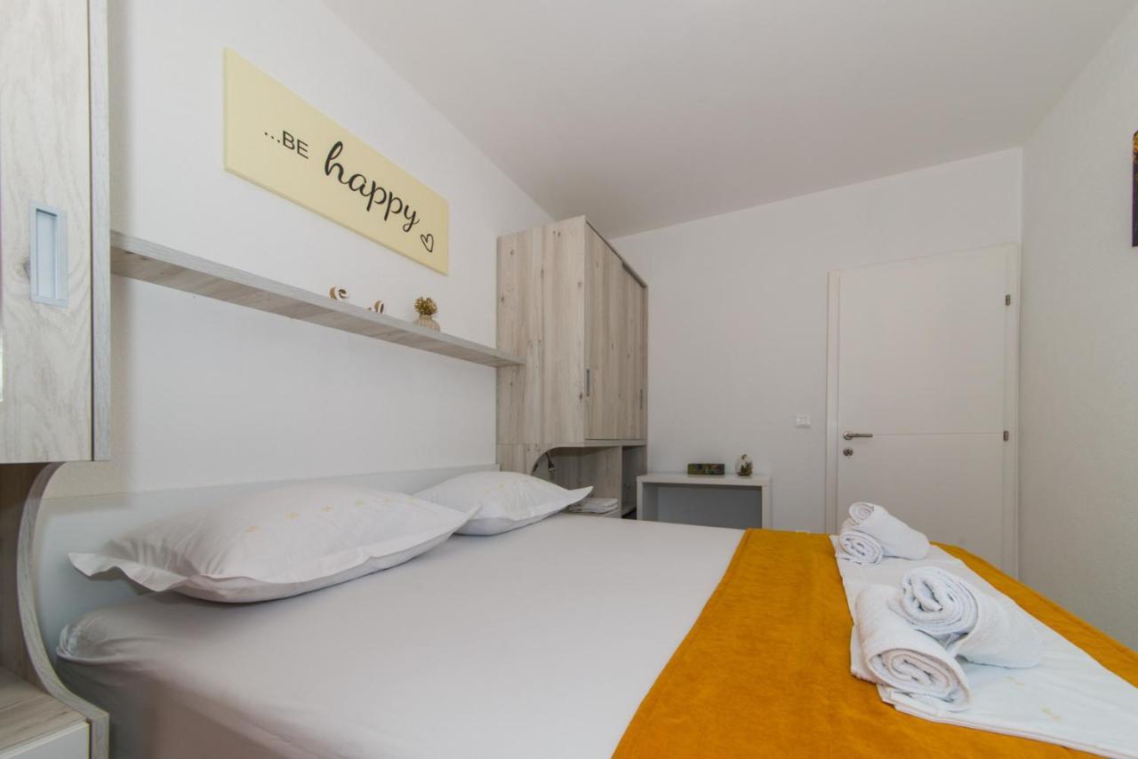 Apartmani Spiline Baška Voda Kültér fotó