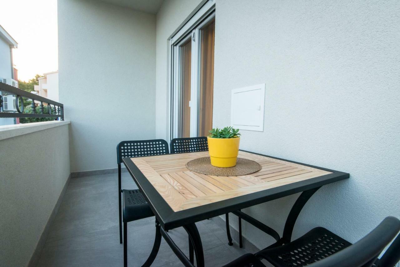 Apartmani Spiline Baška Voda Kültér fotó