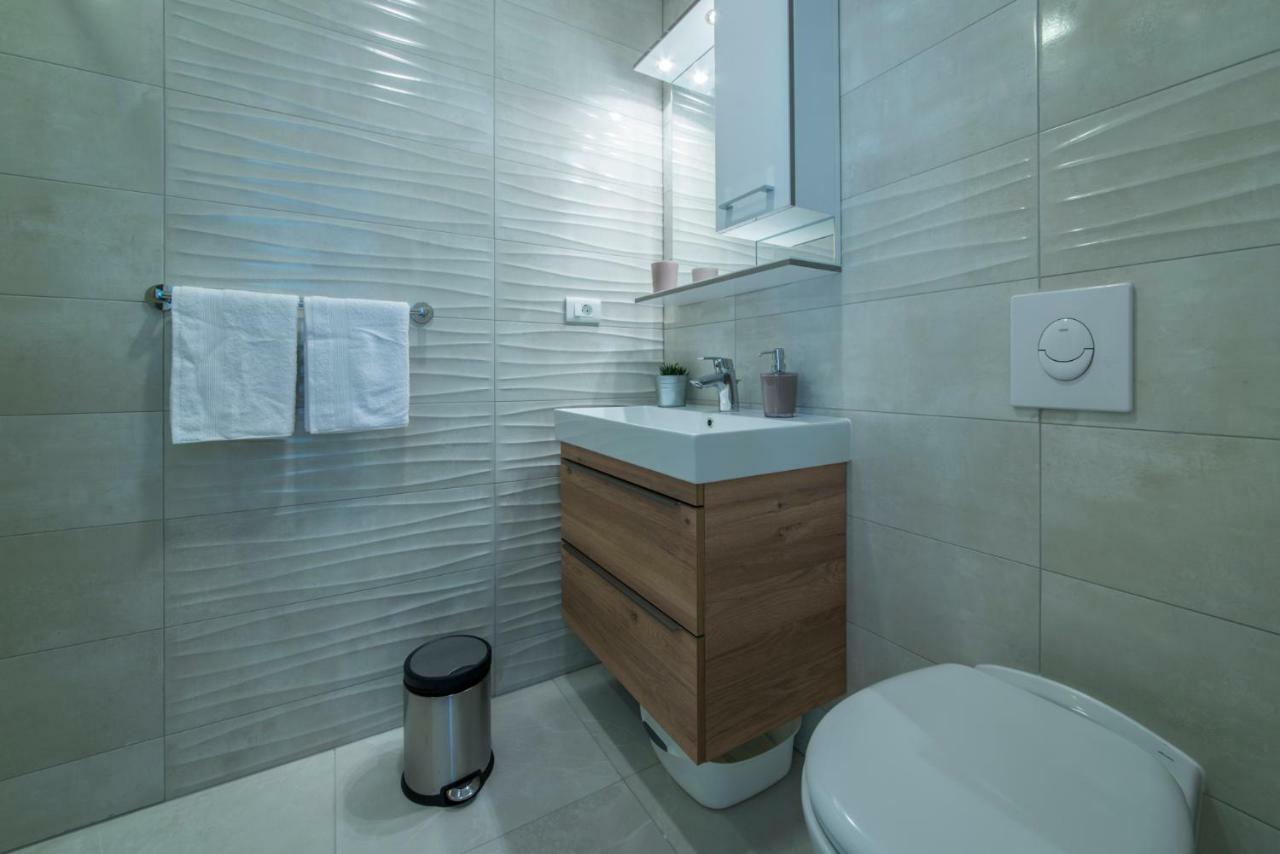 Apartmani Spiline Baška Voda Kültér fotó